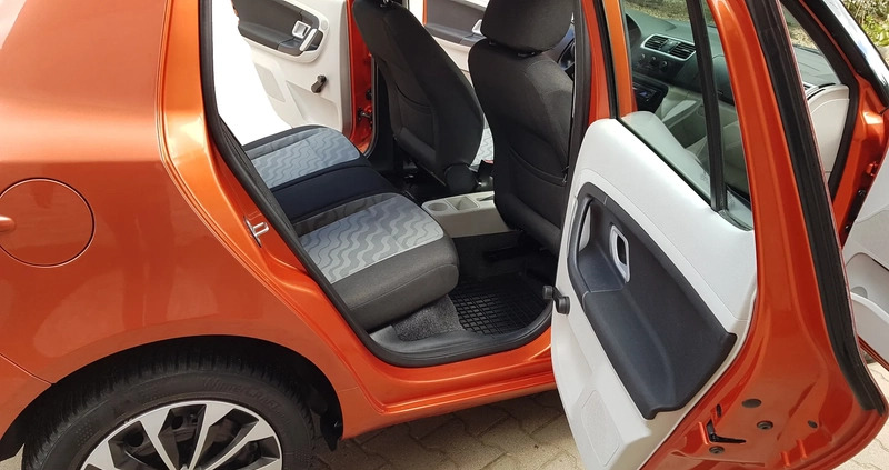Skoda Fabia cena 15900 przebieg: 125000, rok produkcji 2007 z Strzegom małe 742